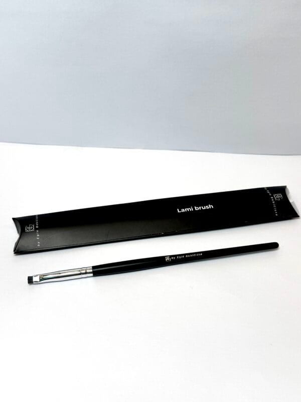 Lami brush. Teptukas blakstienų laminavimui